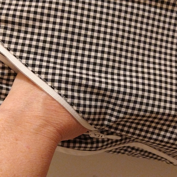 T by Talbot's black/white checked active skirt Sz MP - Picture 3 of 10
